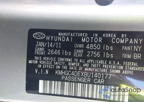 2011 Hyundai Genesis 3.8 z USA, uszkodzony, nr VIN KMHGC4DEXBU140177